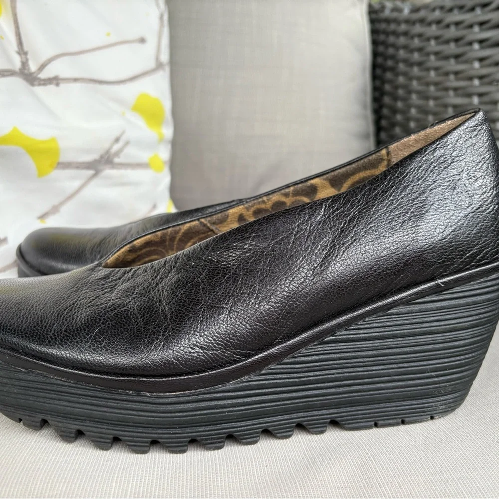 Fly London Black Leather Flats with Durable Sole - Picture 5 of 8